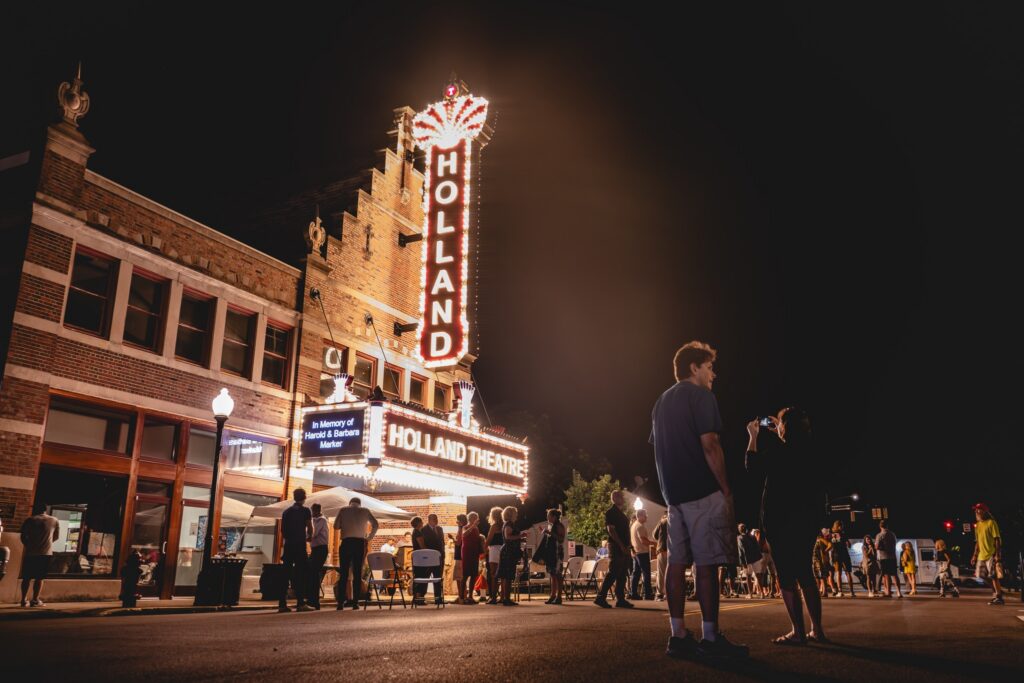 Photo of Holland Theatre exterior