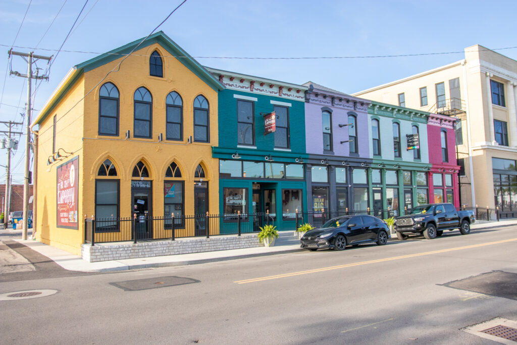 Photo of buildings in Rainbow Row