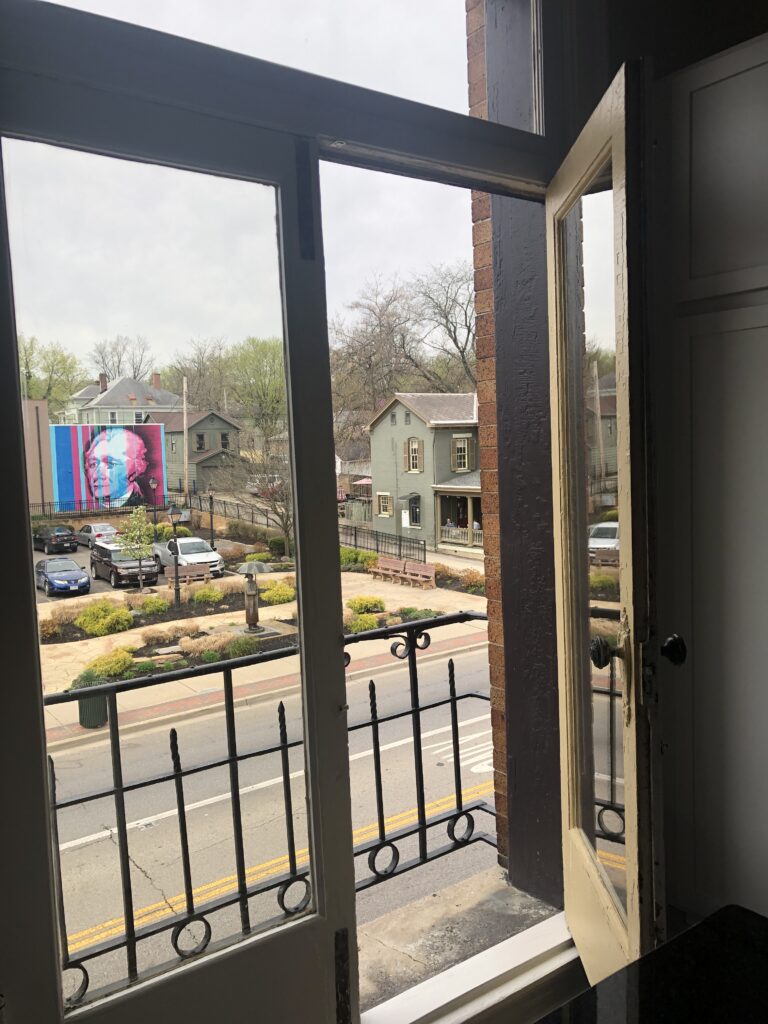 Photo of the Davis Building in Hamilton